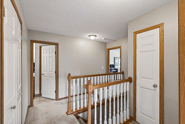 1649 Hamilton Lane, Shakopee, MN 55379