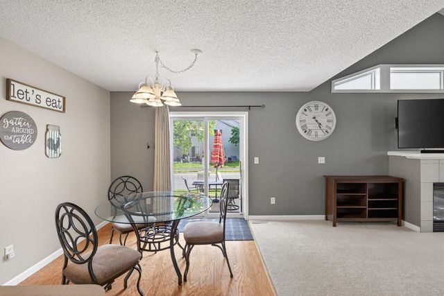 1649 Hamilton Lane, Shakopee, MN 55379