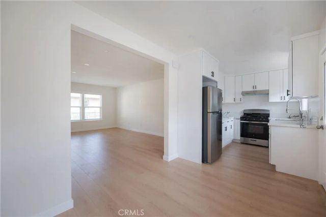 12237 Vanowen Street E, North Hollywood, CA 91605