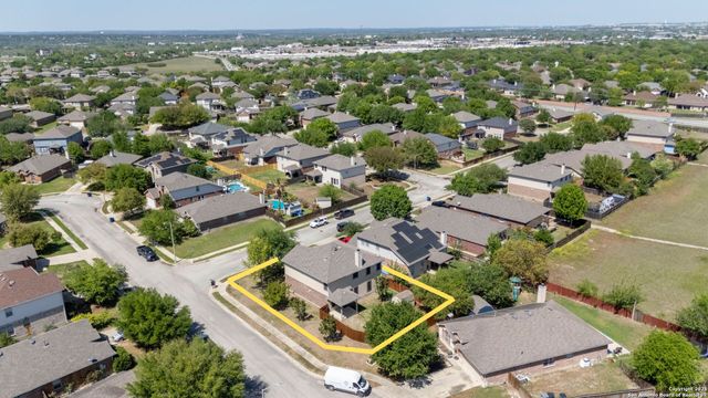 1851 Thrasher, New Braunfels, TX 78130