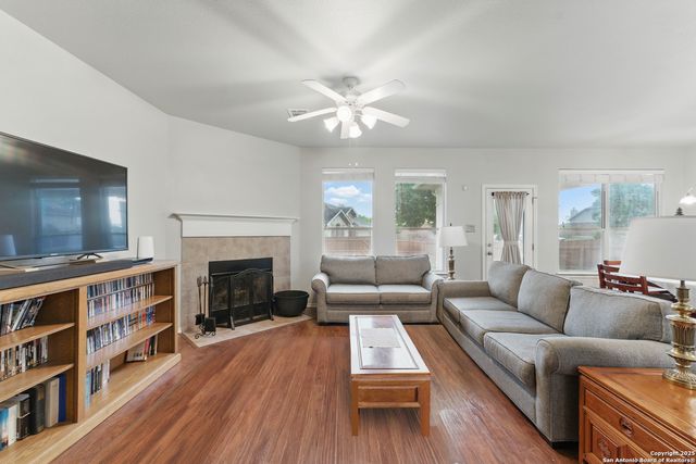 1851 Thrasher, New Braunfels, TX 78130