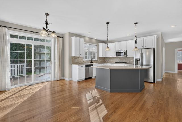 1763 Goldsboro Lane, Crystal Lake, IL 60014