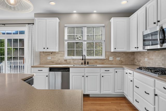 1763 Goldsboro Lane, Crystal Lake, IL 60014