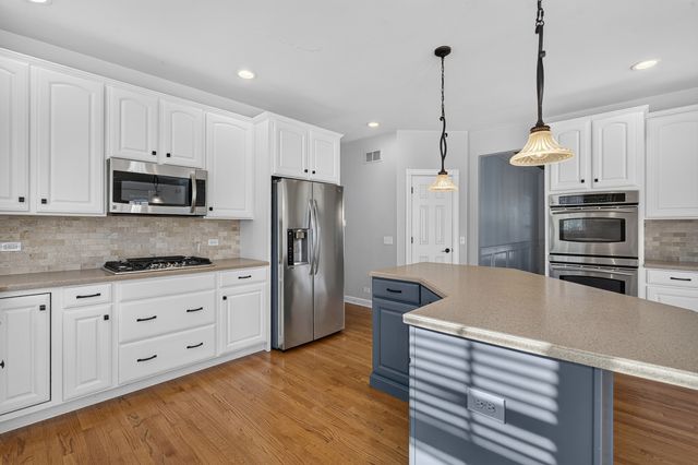 1763 Goldsboro Lane, Crystal Lake, IL 60014