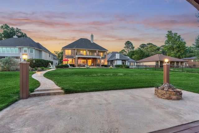 11452 Grand Pine Drive, Montgomery, TX 77356