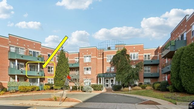 10 Pleasant Street 202, Lynn, MA 01902