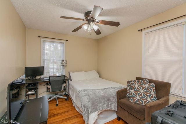 299 Inwood Boulevard, Avon Lake, OH 44012