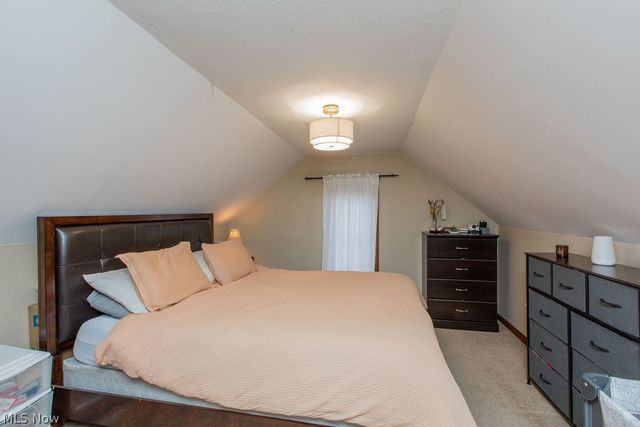 299 Inwood Boulevard, Avon Lake, OH 44012