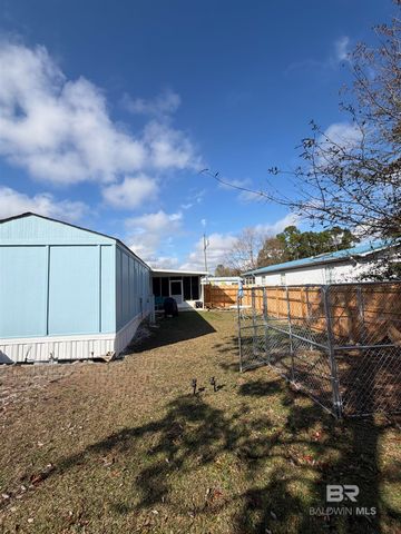 1913 Maria Lane, Lillian, AL 36549