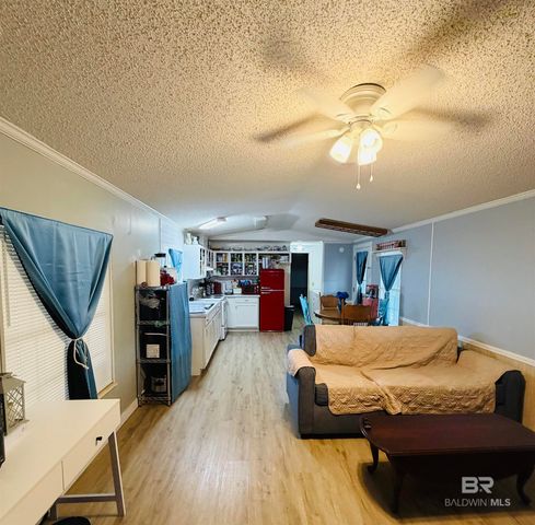 1913 Maria Lane, Lillian, AL 36549