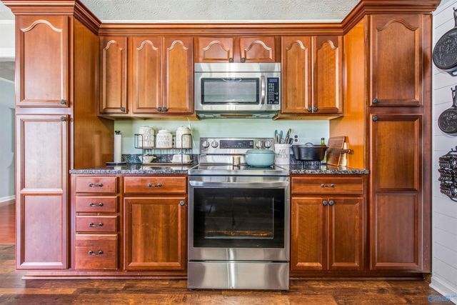 17257 Sewell Road, Athens, AL 35614