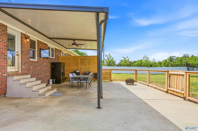 17257 Sewell Road, Athens, AL 35614