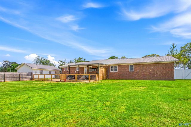 17257 Sewell Road, Athens, AL 35614