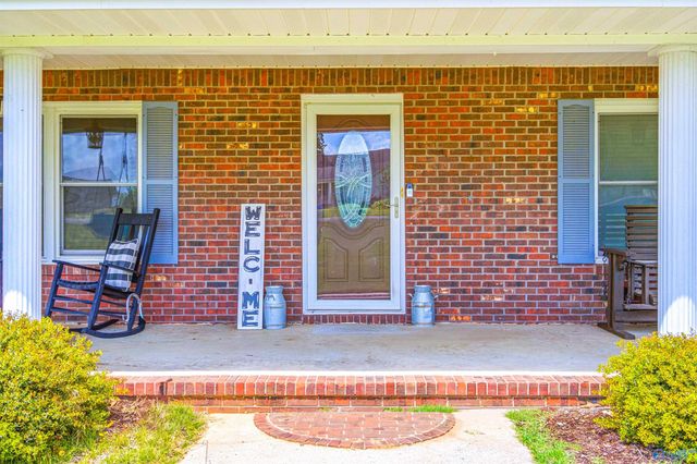 17257 Sewell Road, Athens, AL 35614