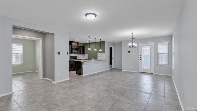 4424 Donley, San Antonio, TX 78245