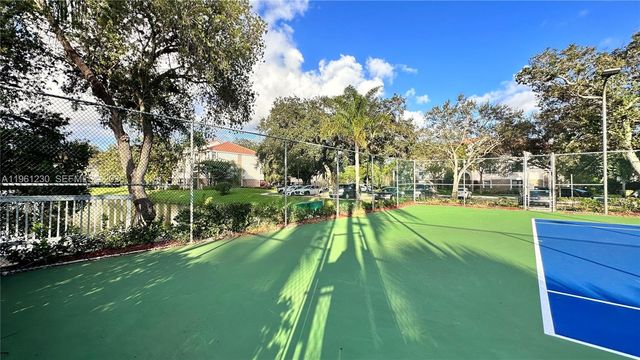 10135 W Sunrise Blvd 304, Plantation, FL 33322