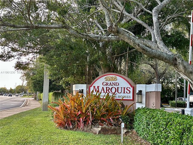 10135 W Sunrise Blvd 304, Plantation, FL 33322