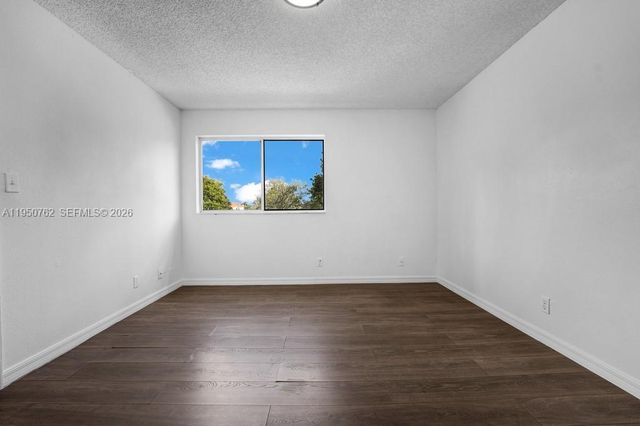 3340 N Pinewalk Dr N 1527, Margate, FL 33063