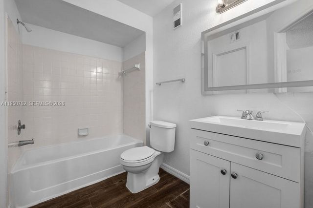 3340 N Pinewalk Dr N 1527, Margate, FL 33063