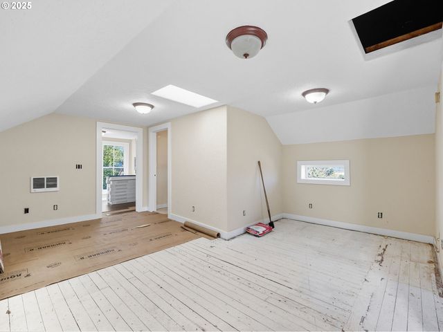 686 29TH St, Astoria, OR 97103