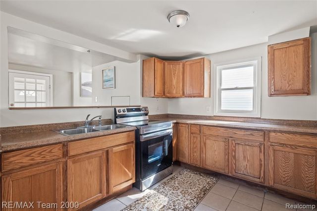 5842 Janet Avenue, Taylor, MI 48180