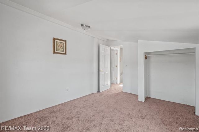 5842 Janet Avenue, Taylor, MI 48180