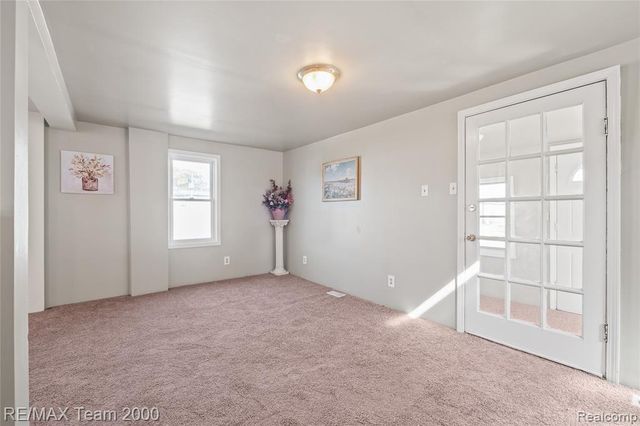 5842 Janet Avenue, Taylor, MI 48180