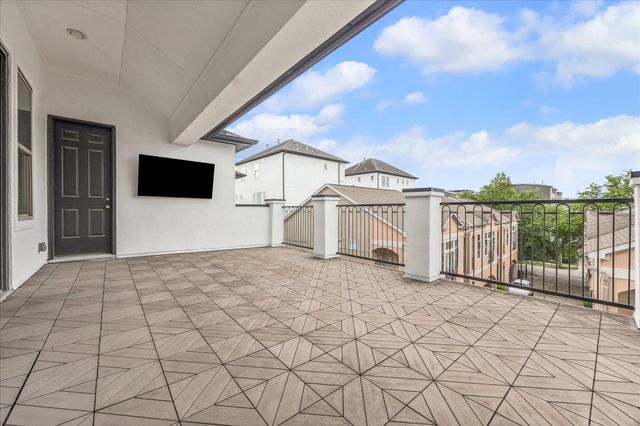 5607 Cohn Meadows, Houston, TX 77007