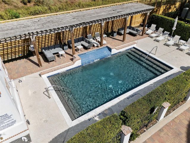 5607 Cohn Meadows, Houston, TX 77007