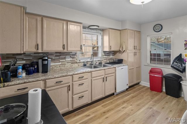453 George Street, Wood River, IL 62095