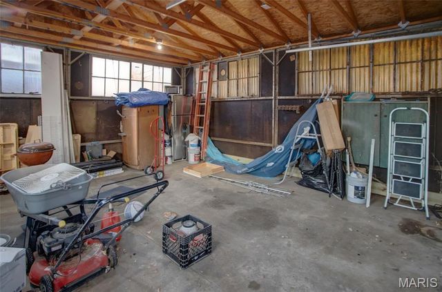 453 George Street, Wood River, IL 62095