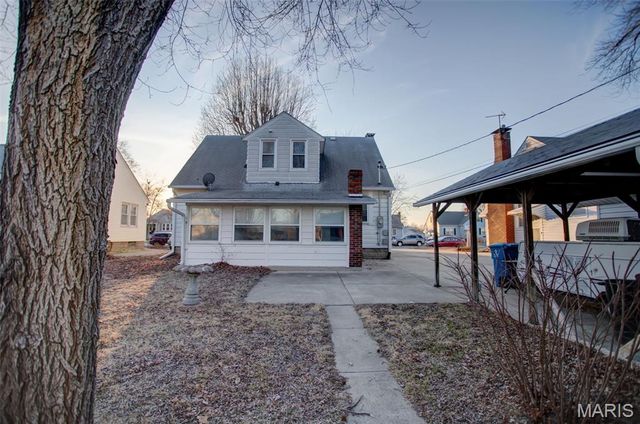 453 George Street, Wood River, IL 62095