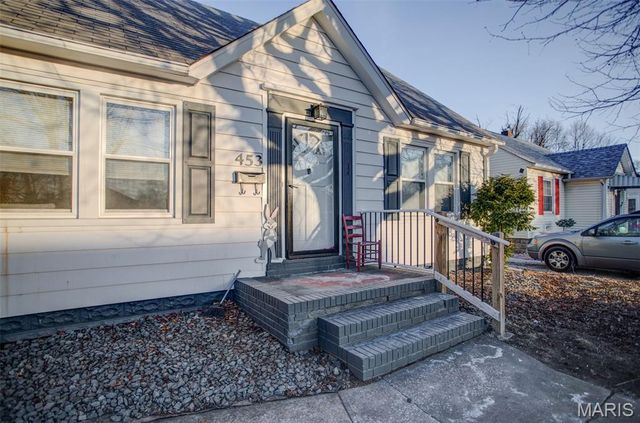 453 George Street, Wood River, IL 62095