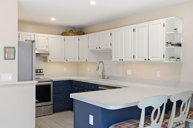 34 Kristen Dr B, Laconia, NH 03246