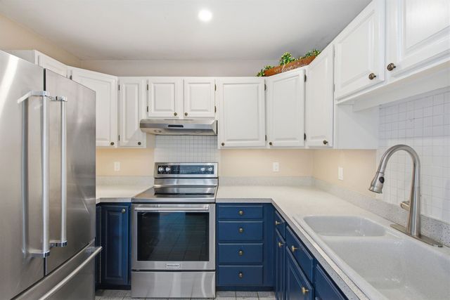 34 Kristen Dr B, Laconia, NH 03246