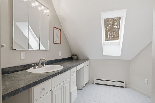 34 Kristen Dr B, Laconia, NH 03246