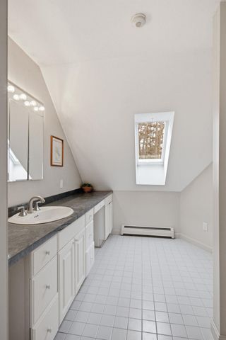 34 Kristen Dr B, Laconia, NH 03246