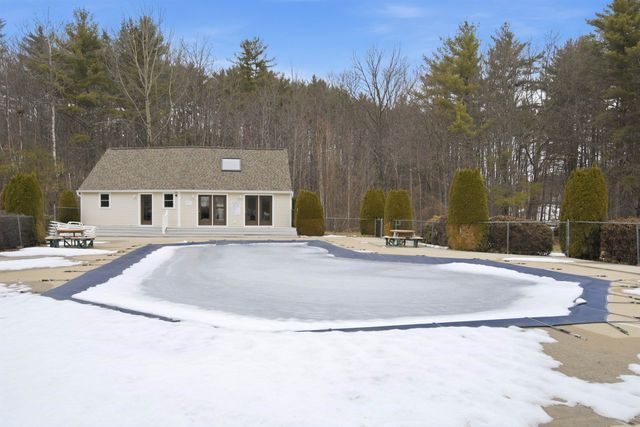 34 Kristen Dr B, Laconia, NH 03246