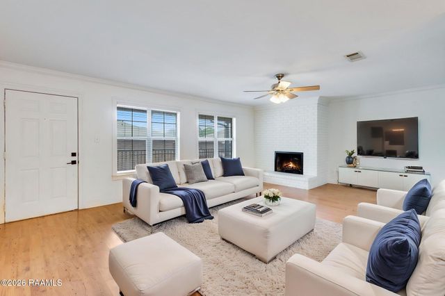 112 Hillside Drive 45, Lafayette, LA 70503