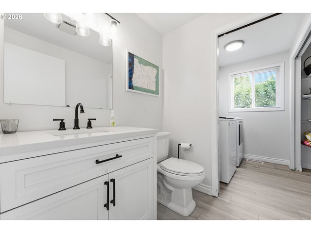 4437 Nw METOLIUS Ct, Portland, OR 97229