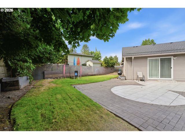 4437 Nw METOLIUS Ct, Portland, OR 97229