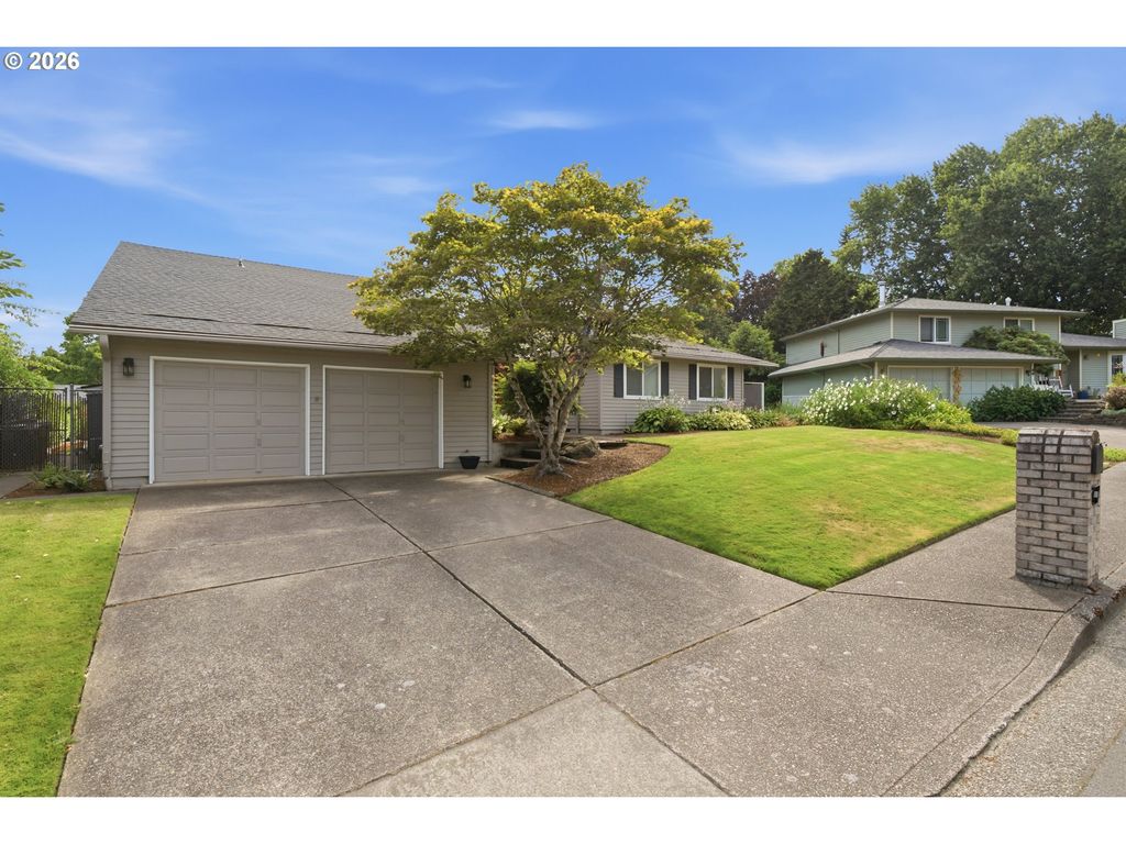 4437 Nw METOLIUS Ct, Portland, OR 97229