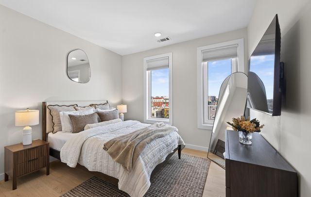 2-10 Maverick Sq PH604, Boston, MA 02128