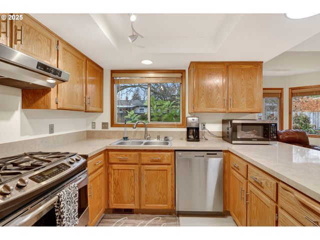 67 Nw ORCHARD Pl, Gresham, OR 97030