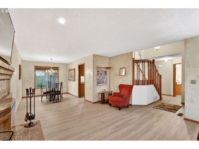 67 Nw ORCHARD Pl, Gresham, OR 97030