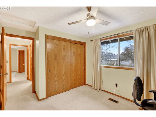 67 Nw ORCHARD Pl, Gresham, OR 97030