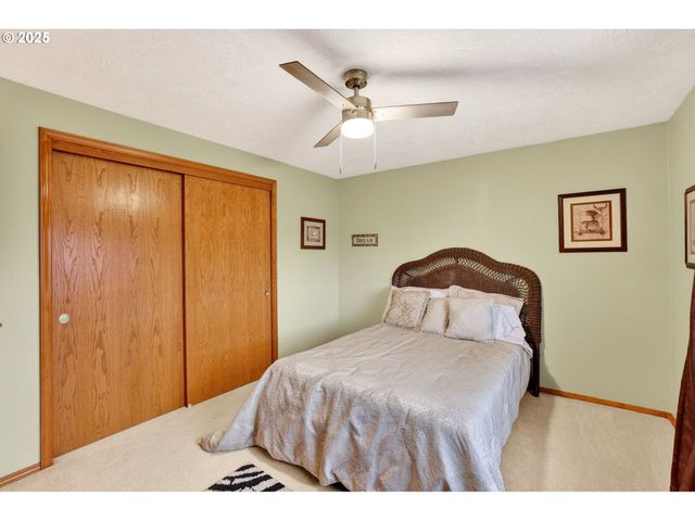 67 Nw ORCHARD Pl, Gresham, OR 97030