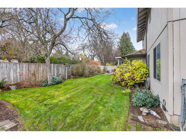 67 Nw ORCHARD Pl, Gresham, OR 97030