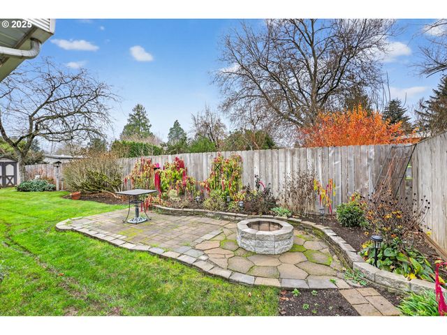 67 Nw ORCHARD Pl, Gresham, OR 97030