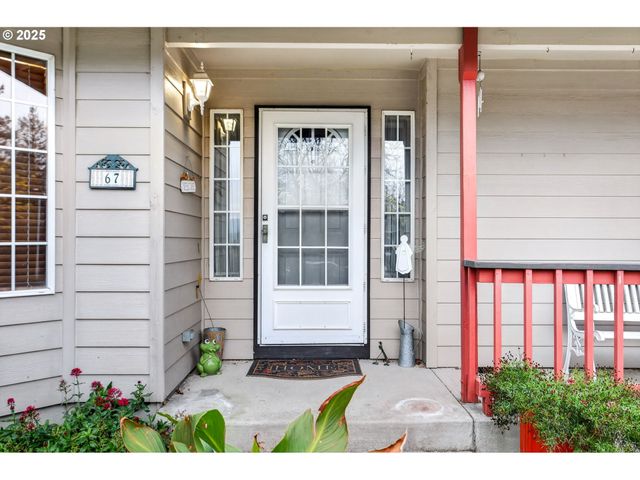 67 Nw ORCHARD Pl, Gresham, OR 97030